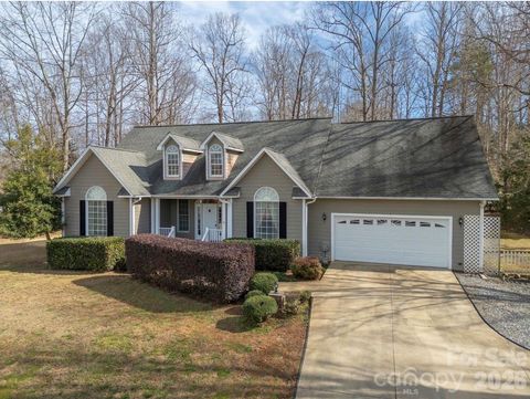 523 Shepherds Creek Circle Rutherfordton NC 28139