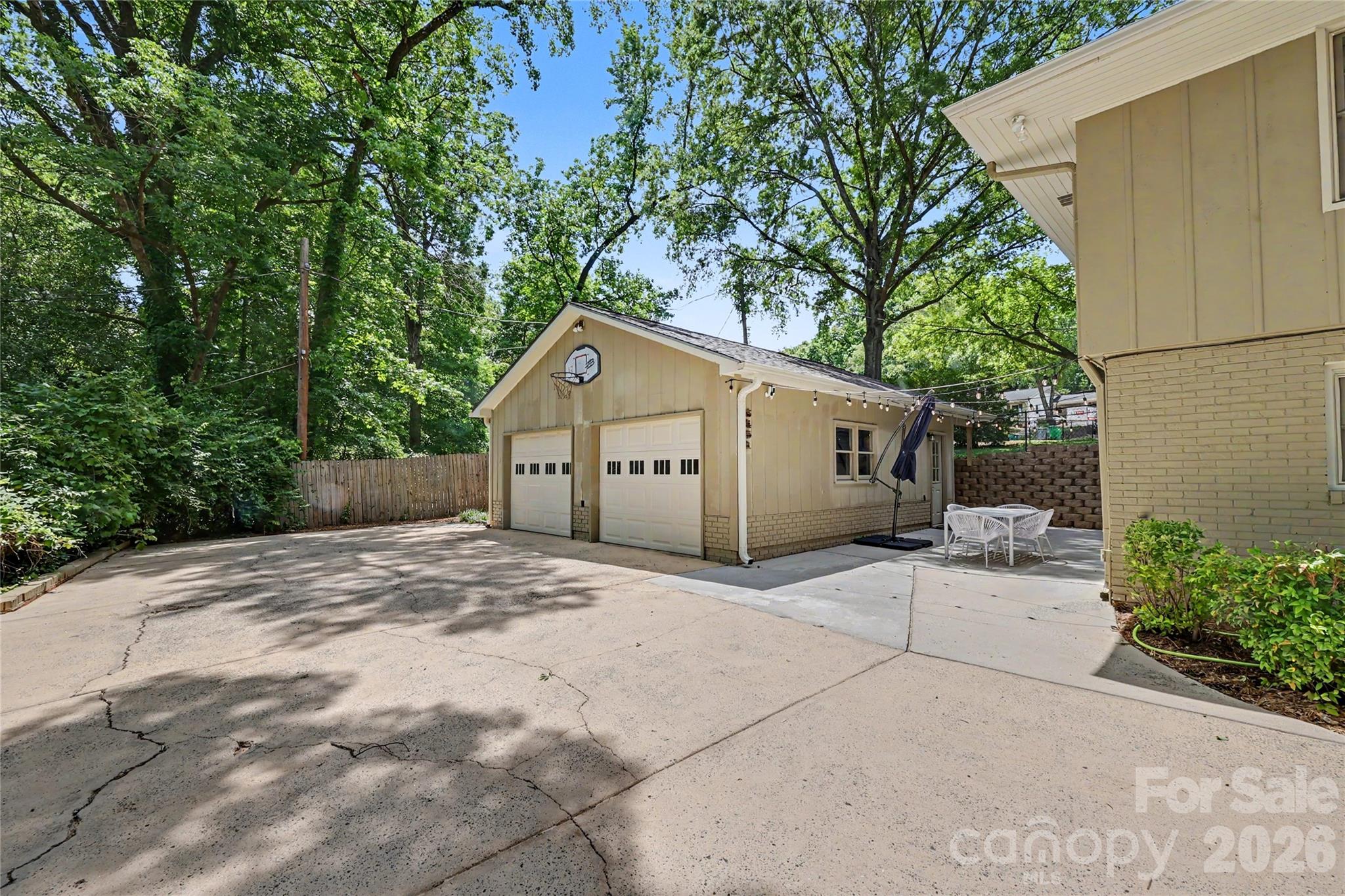 Sherwood Forest - Residential