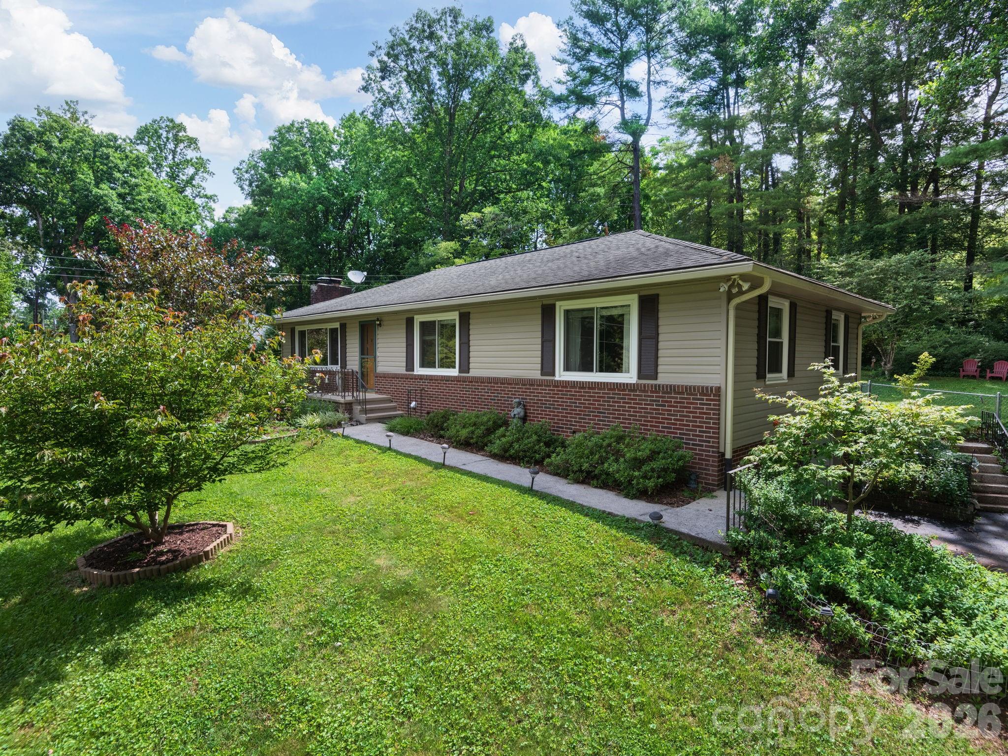 112 Lyndale Road