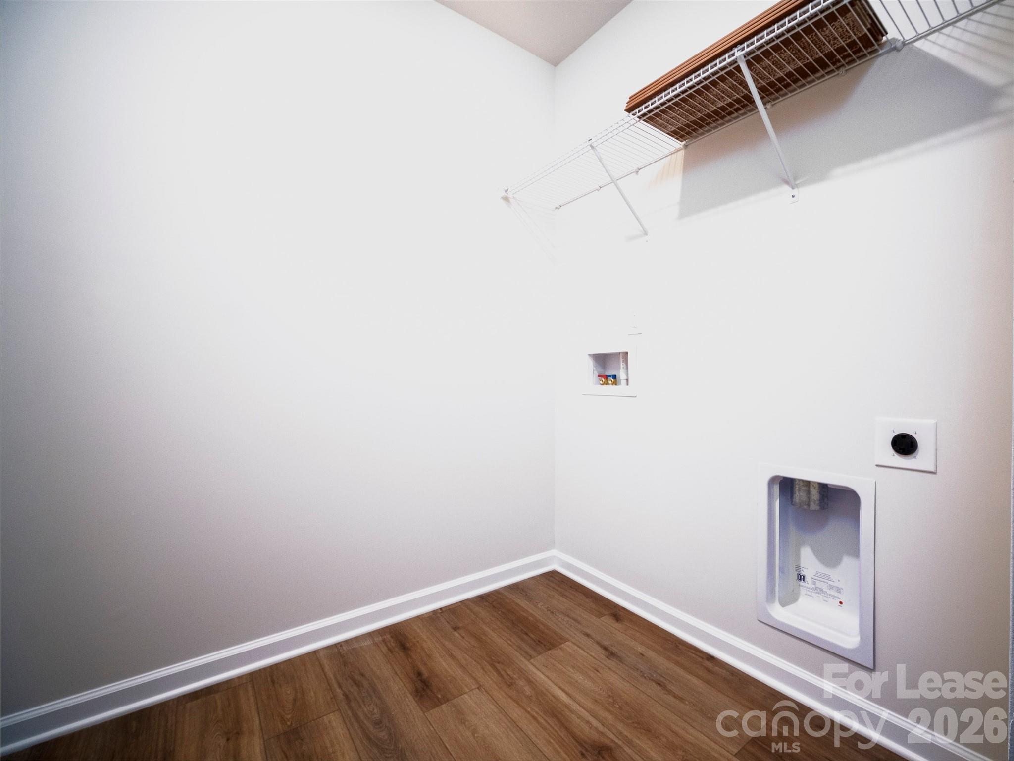 Redhawk - Residential Lease