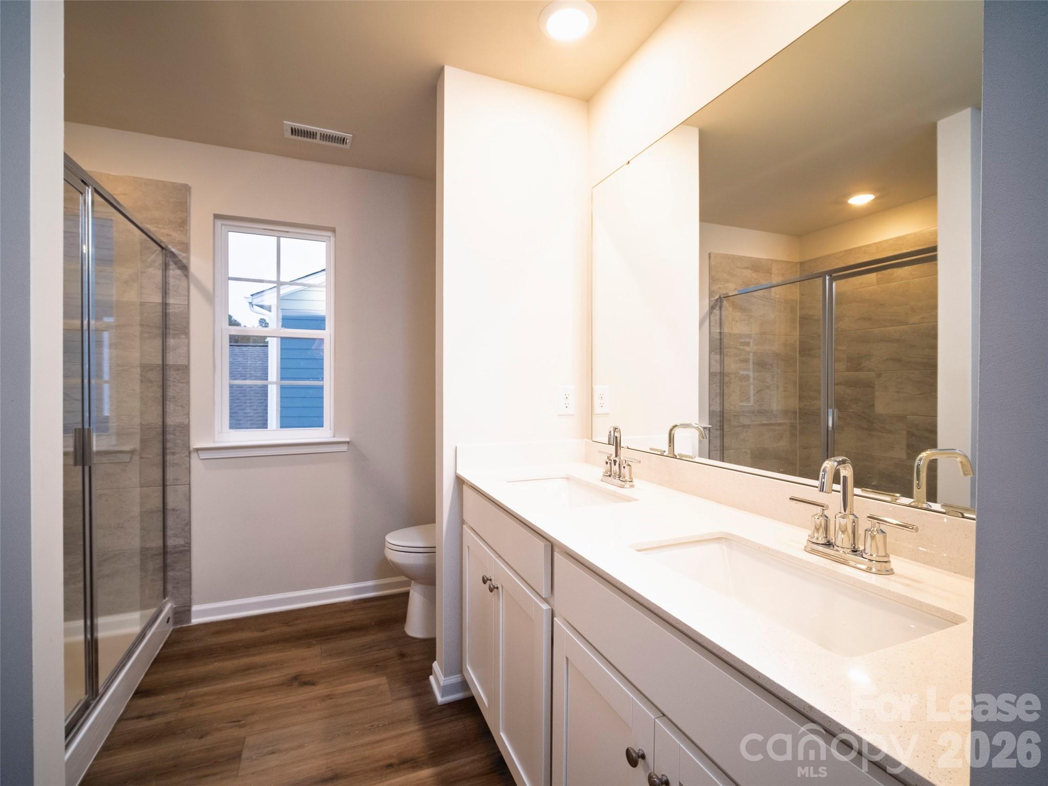 Redhawk - Residential Lease