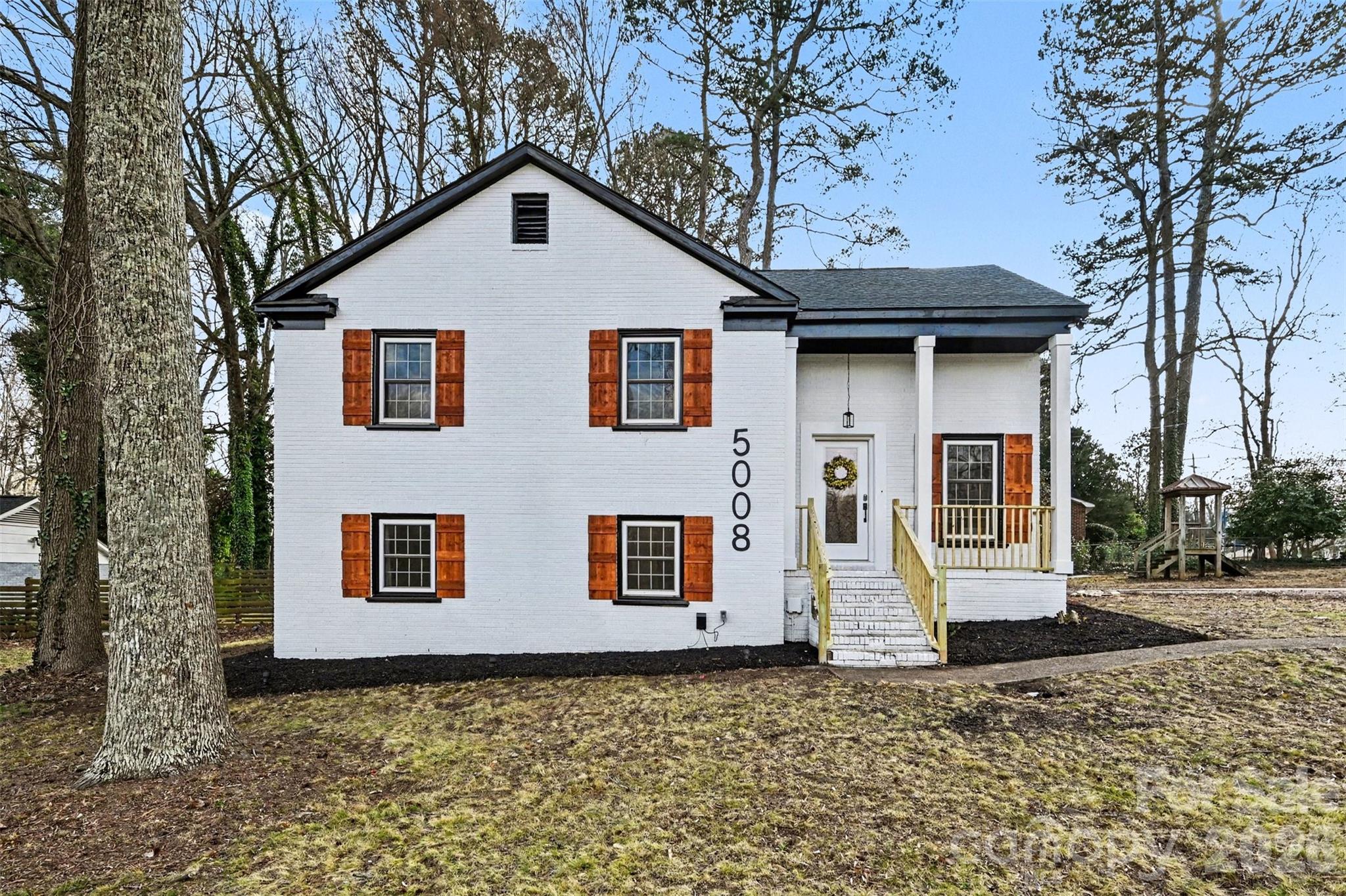 Pinecroft - Residential