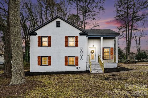 5008 The Plaza None Charlotte NC 28215