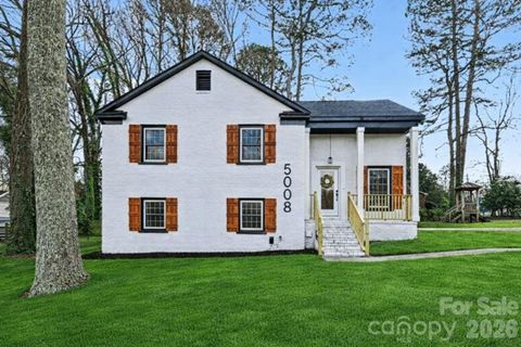 5008 The Plaza None Charlotte NC 28215