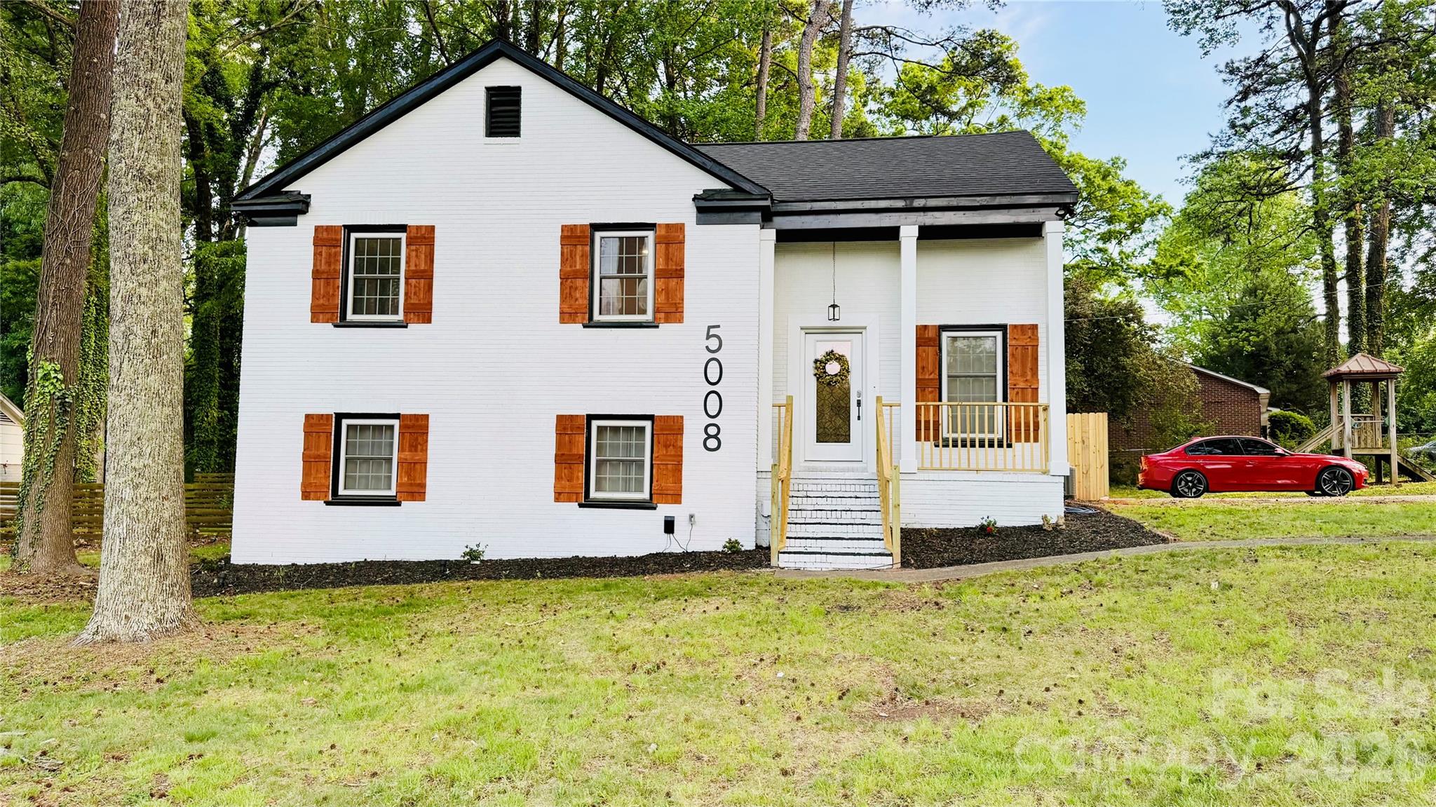 Pinecroft - Residential