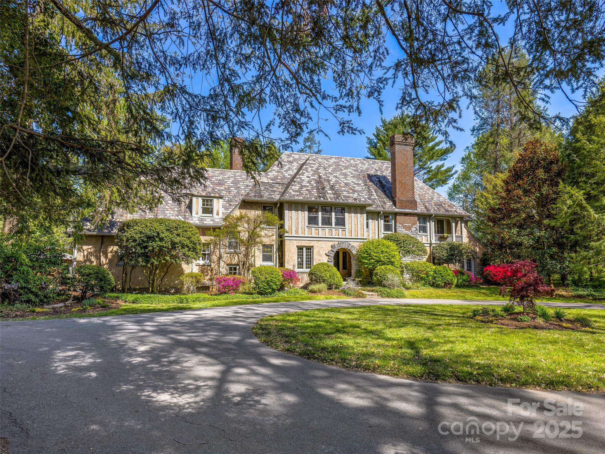 334 Vanderbilt Road