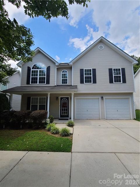 Photo of 19231 Kanawha Drive, Cornelius, NC 28031 (MLS # 4344329)