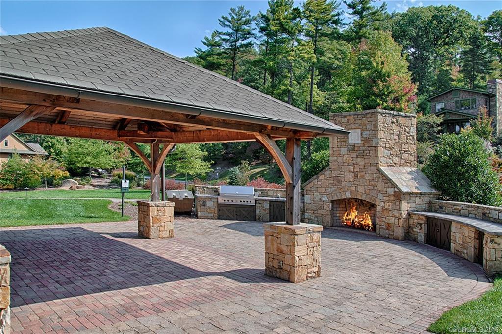 Reynolds Mountain - Land