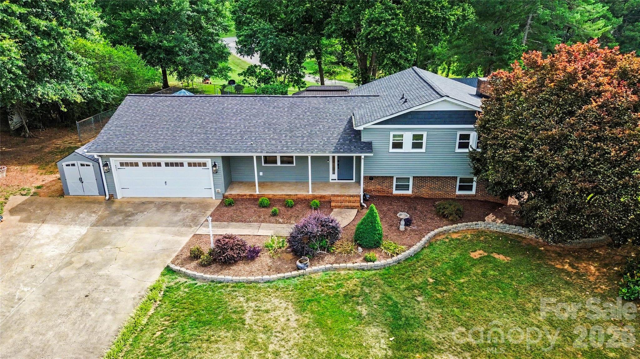 3035 River Road