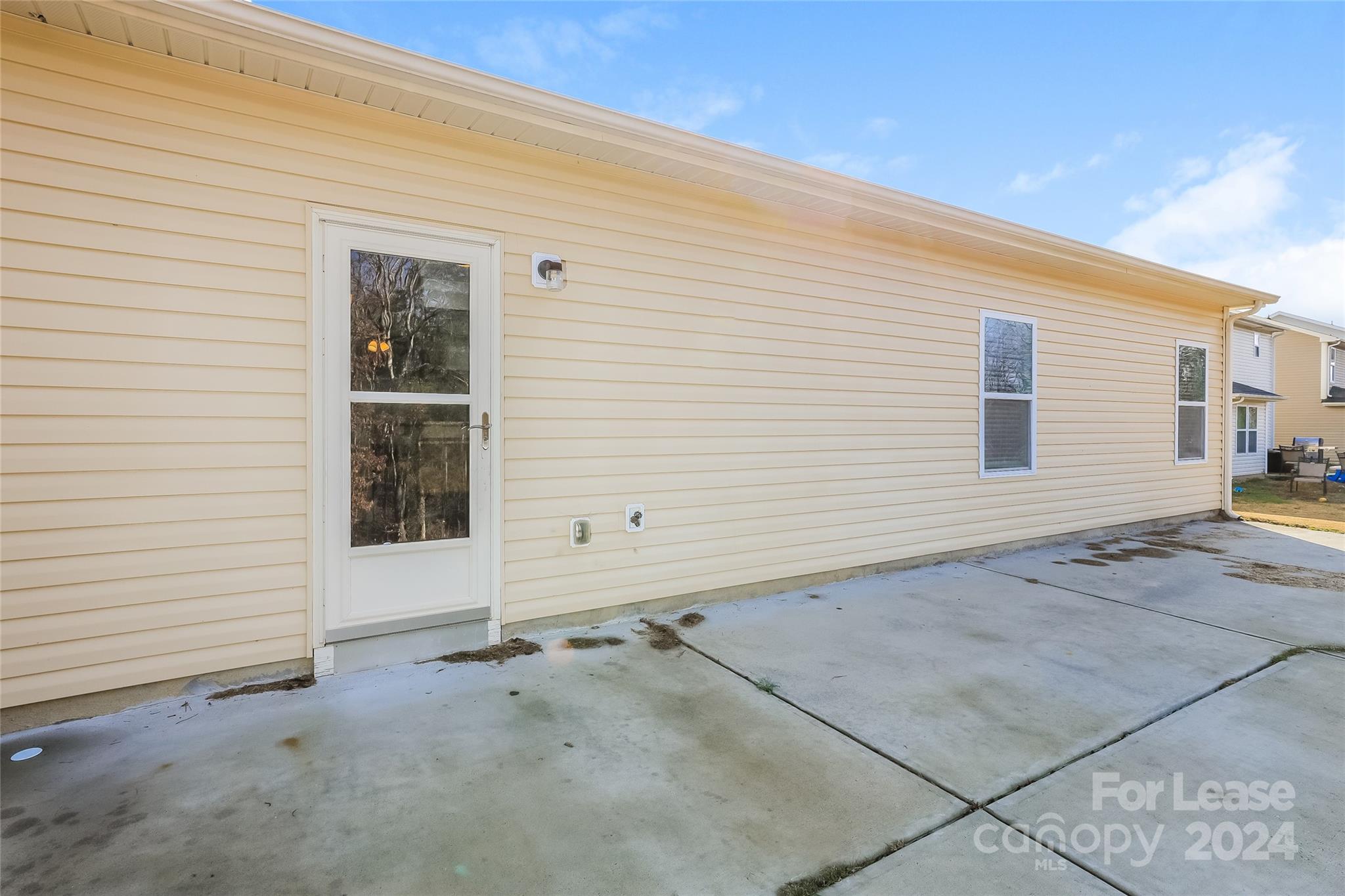 Unknown - Residential Lease