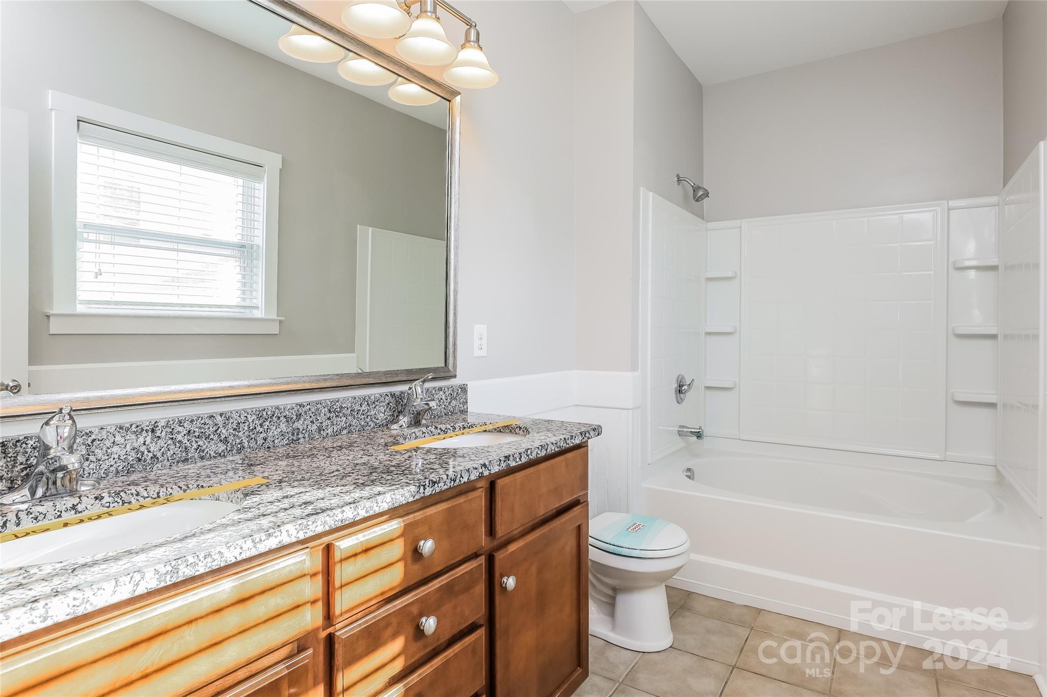 Unknown - Residential Lease