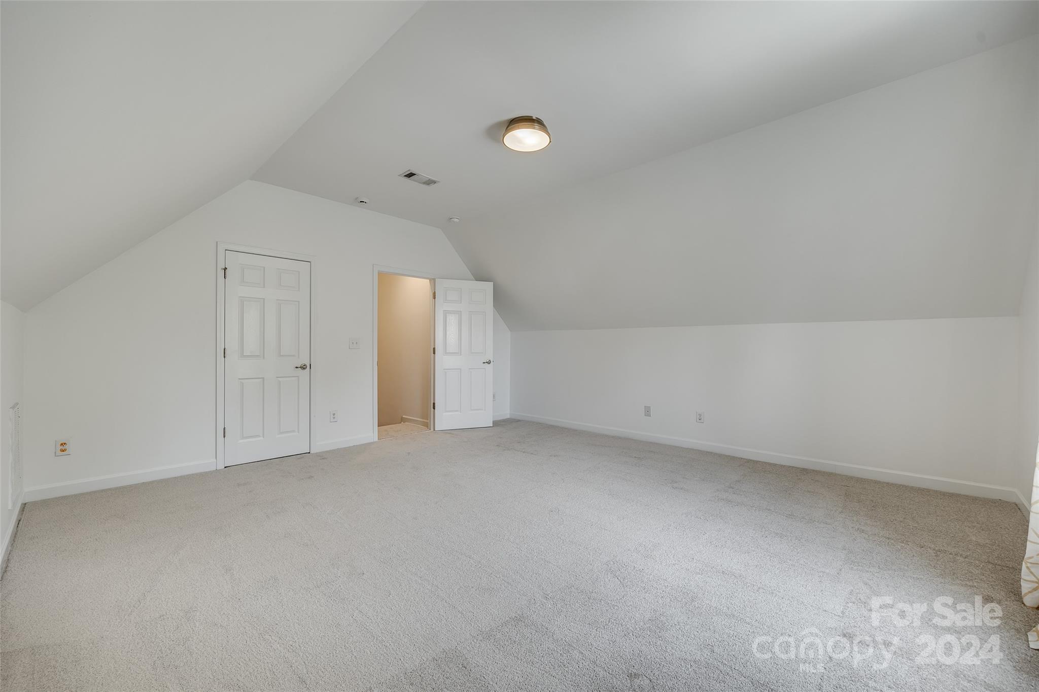 Chadwyck At Regent Park - Residential