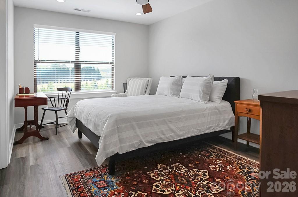 Country Club Villas - Residential