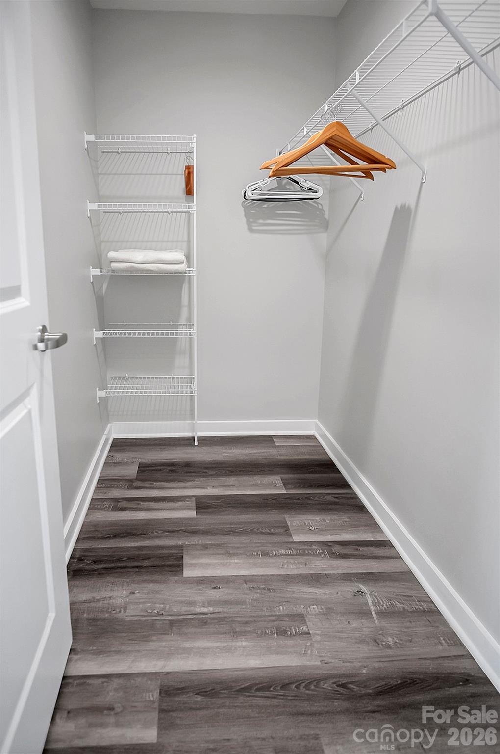 Country Club Villas - Residential