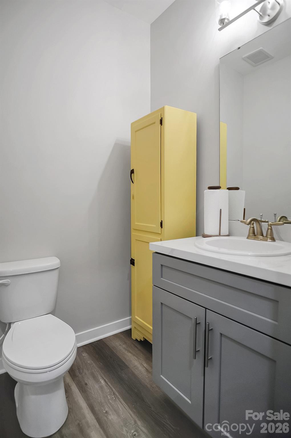 Country Club Villas - Residential