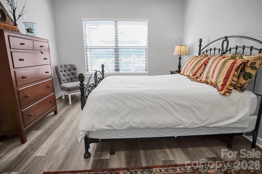 Country Club Villas - Residential