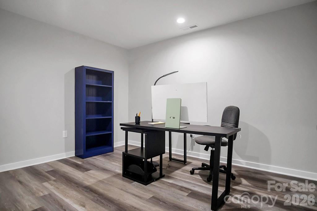 Country Club Villas - Residential