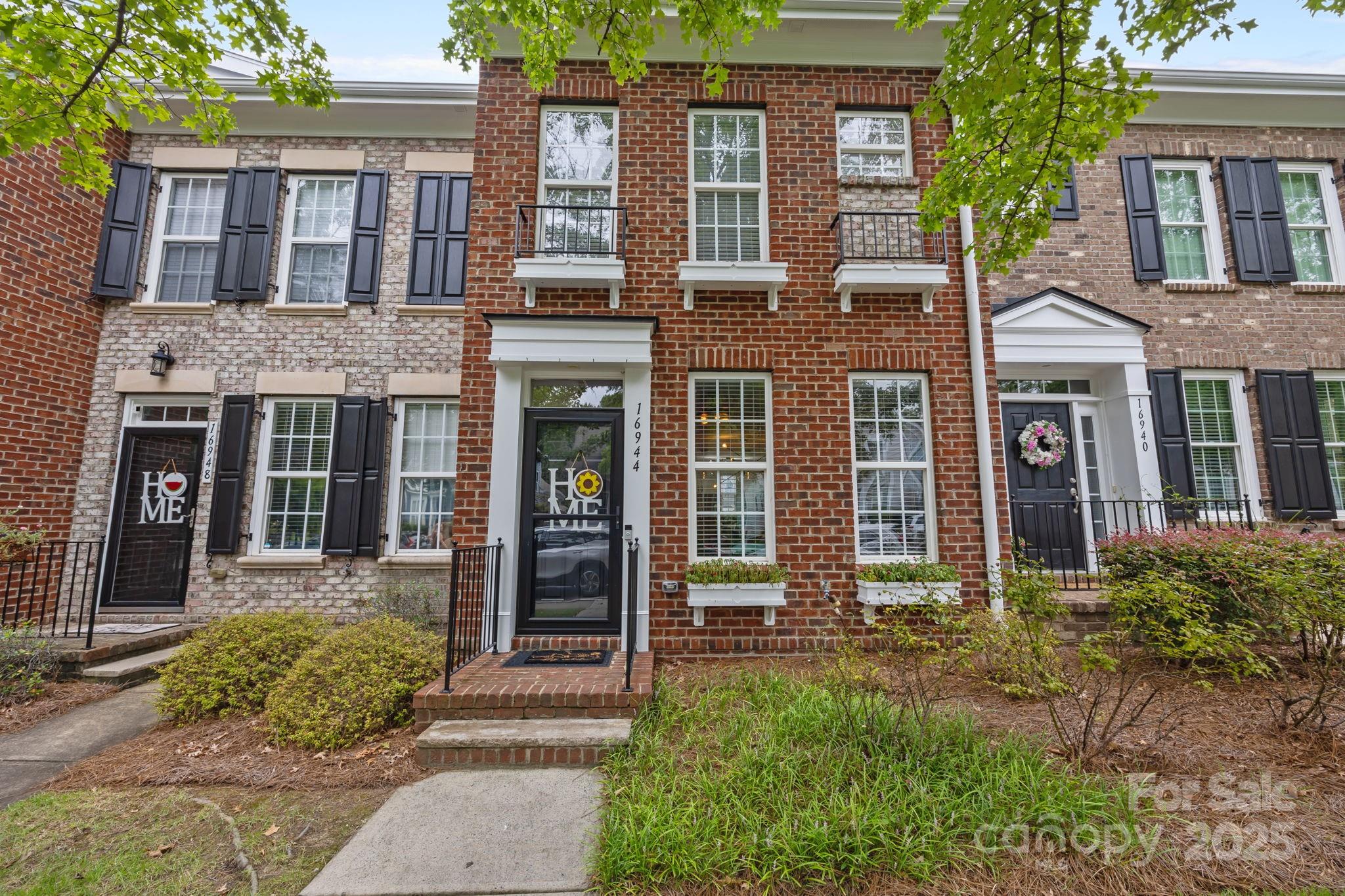 16944 Summers Walk Boulevard