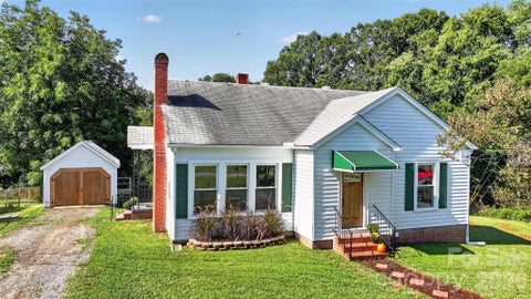 Photo for 227 Nesbit Drive