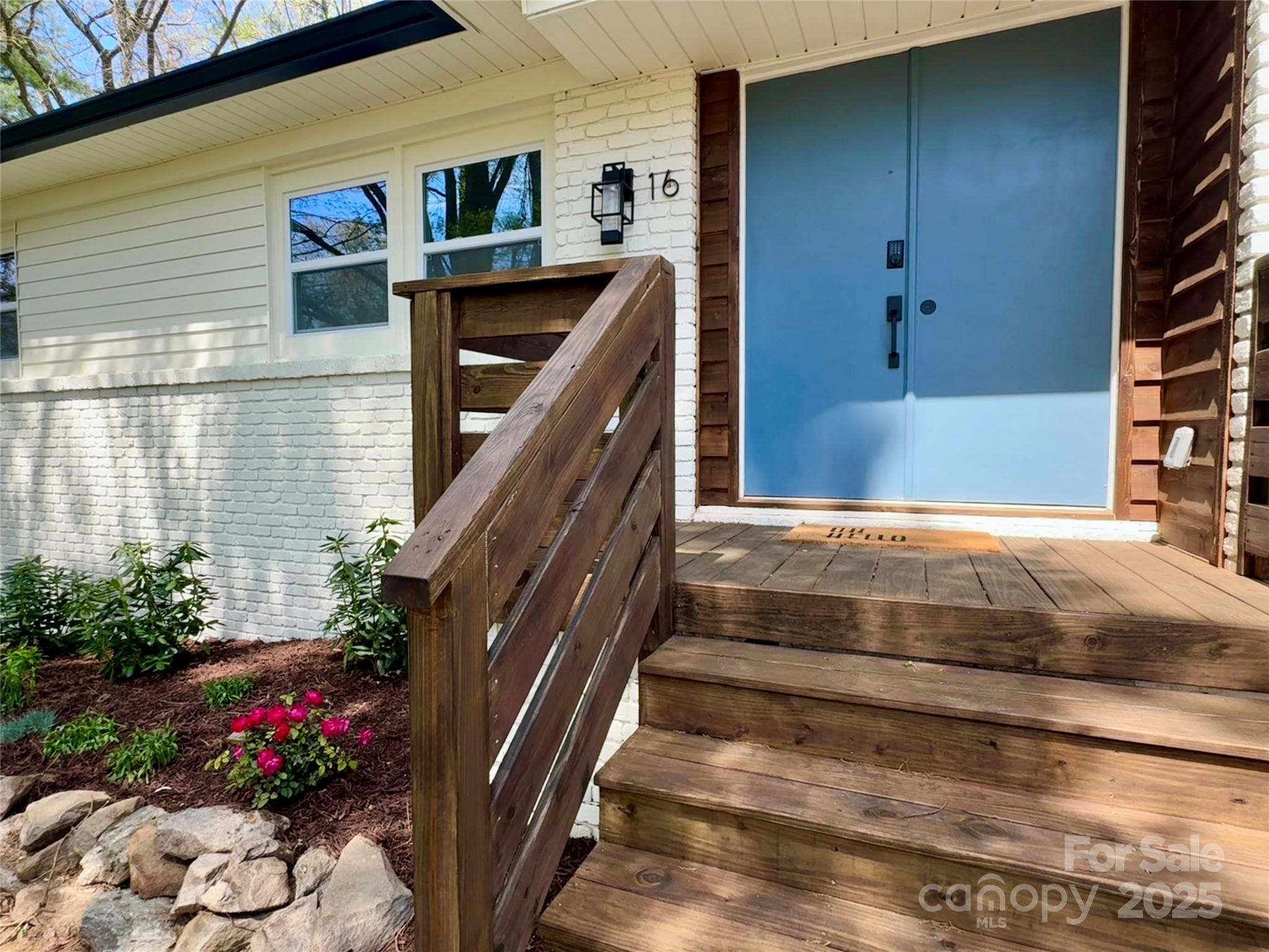 16 Graystone Road