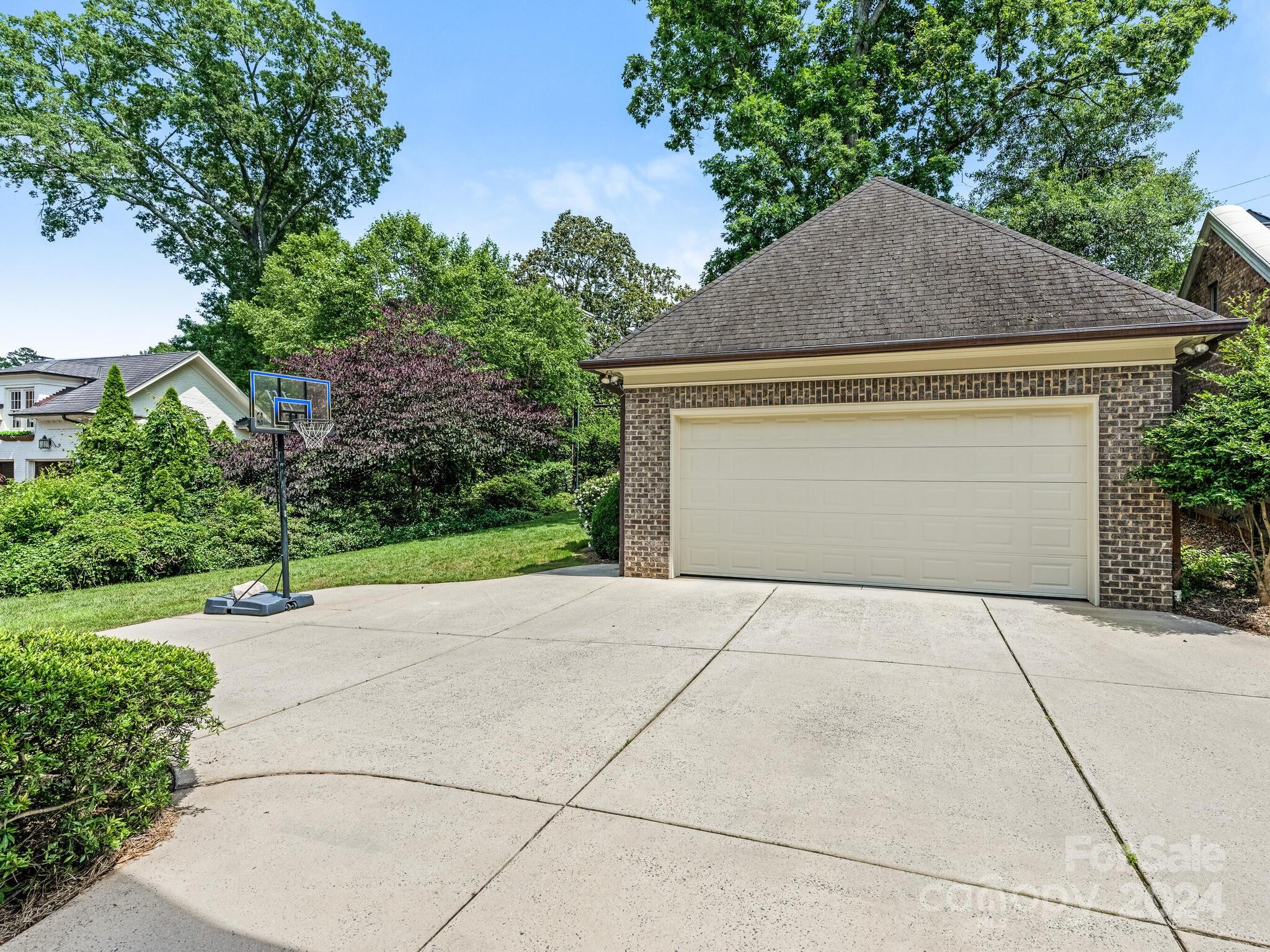 Myers Park - Residential