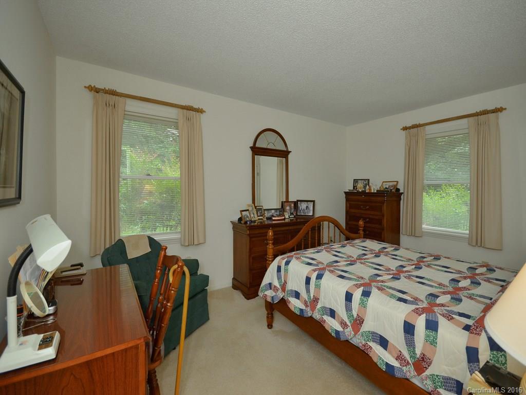 Hunters Crossing - Residential