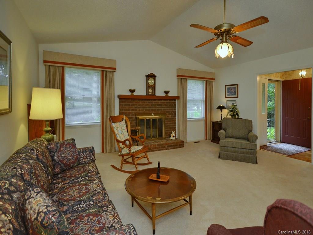 Hunters Crossing - Residential