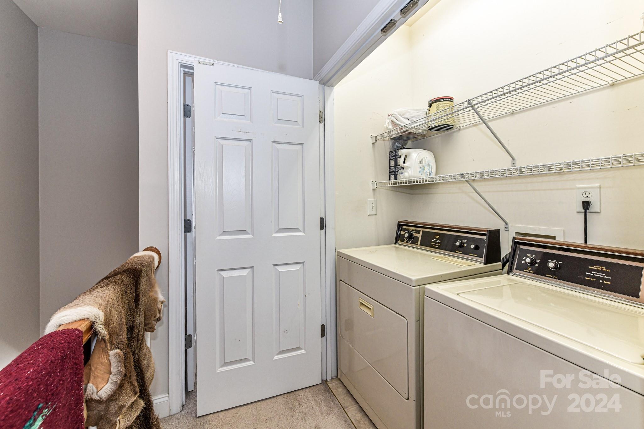 Park Square - Residential