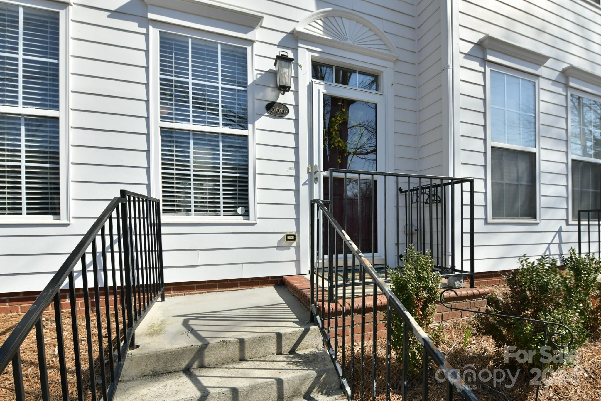 Park Square - Residential