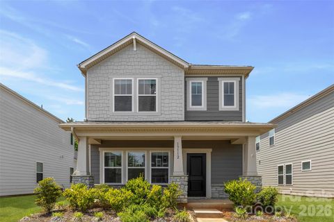 Photo of 13112 Kenworth Road, Charlotte, NC 28278 (MLS # 4381350)