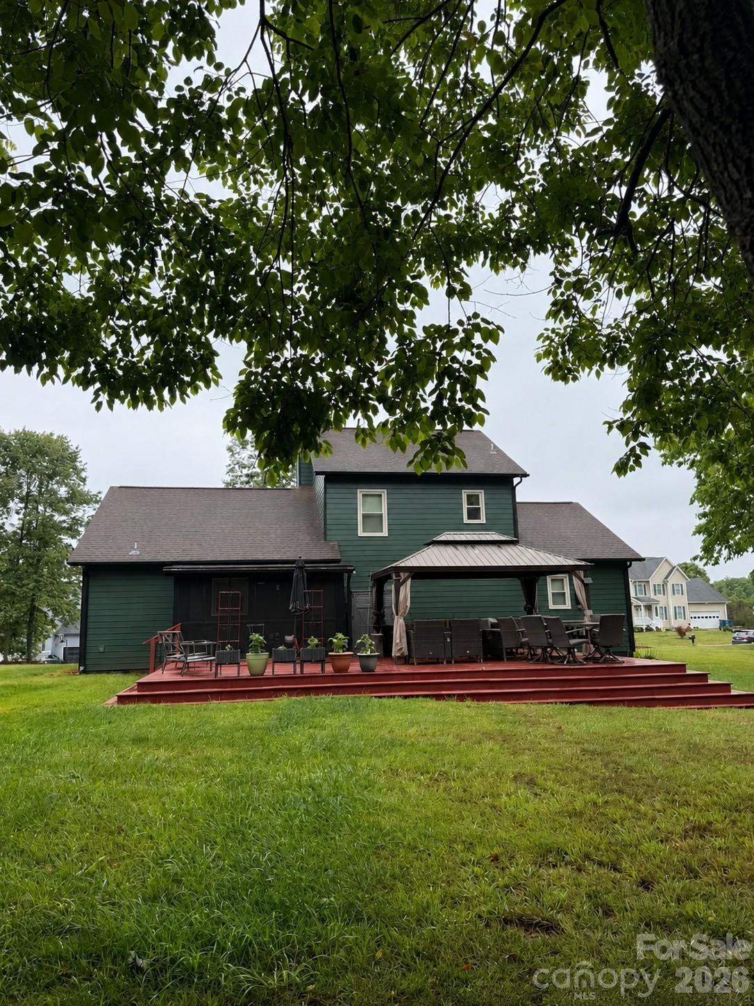 5438 Winding Oak Drive