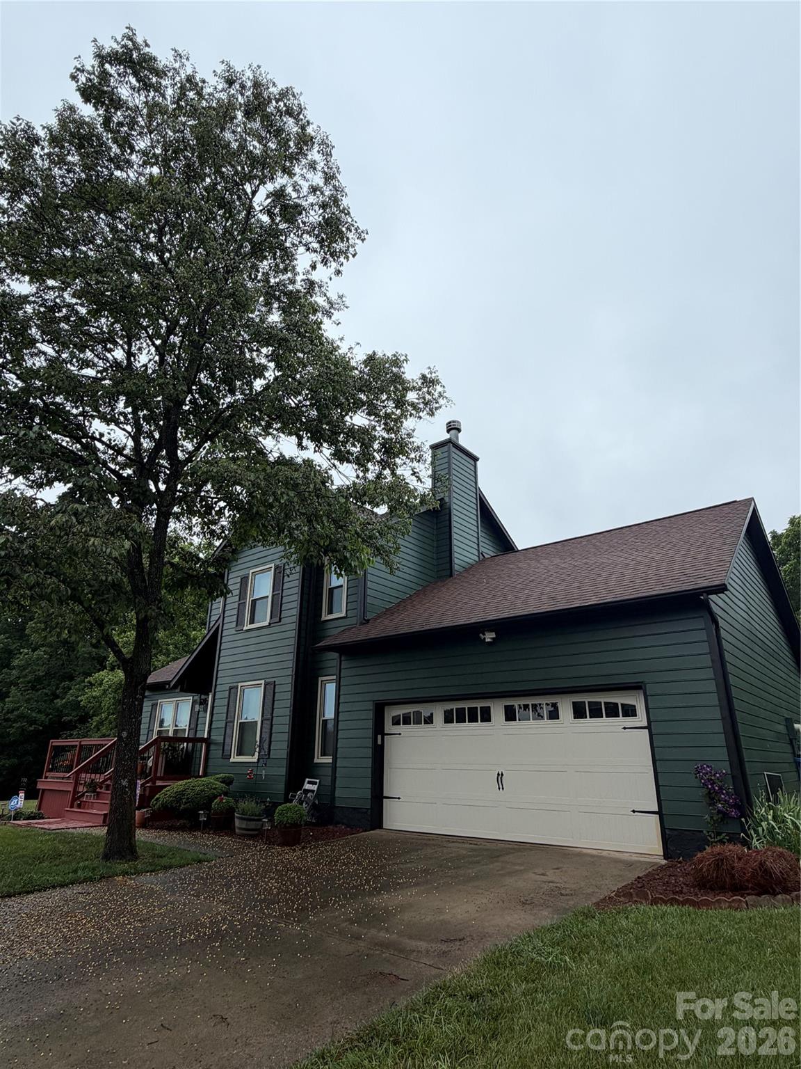 5438 Winding Oak Drive