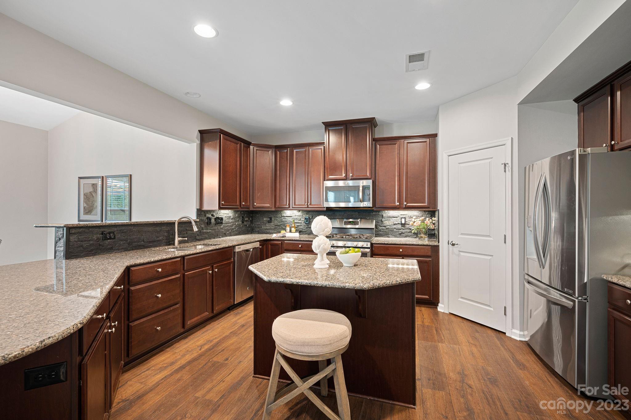 Rosemont - Residential