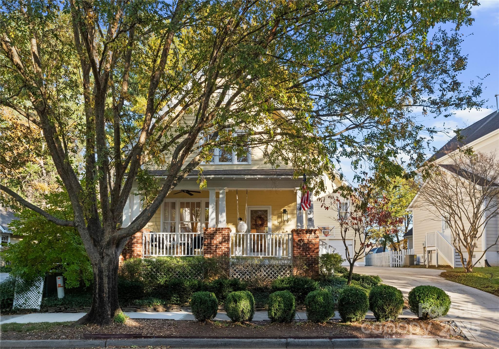 14030 Garden District Row