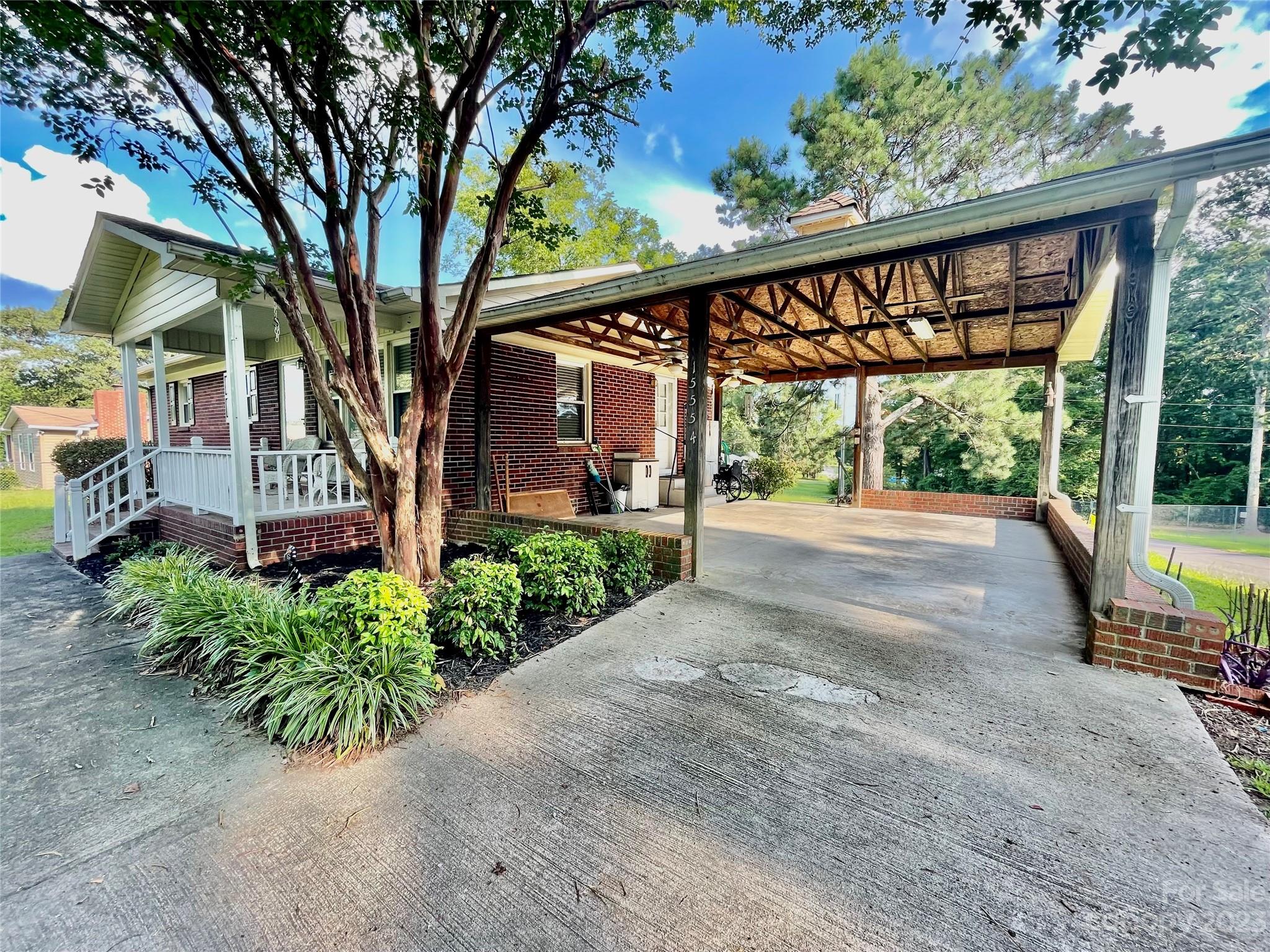 Forest Lakes - Residential