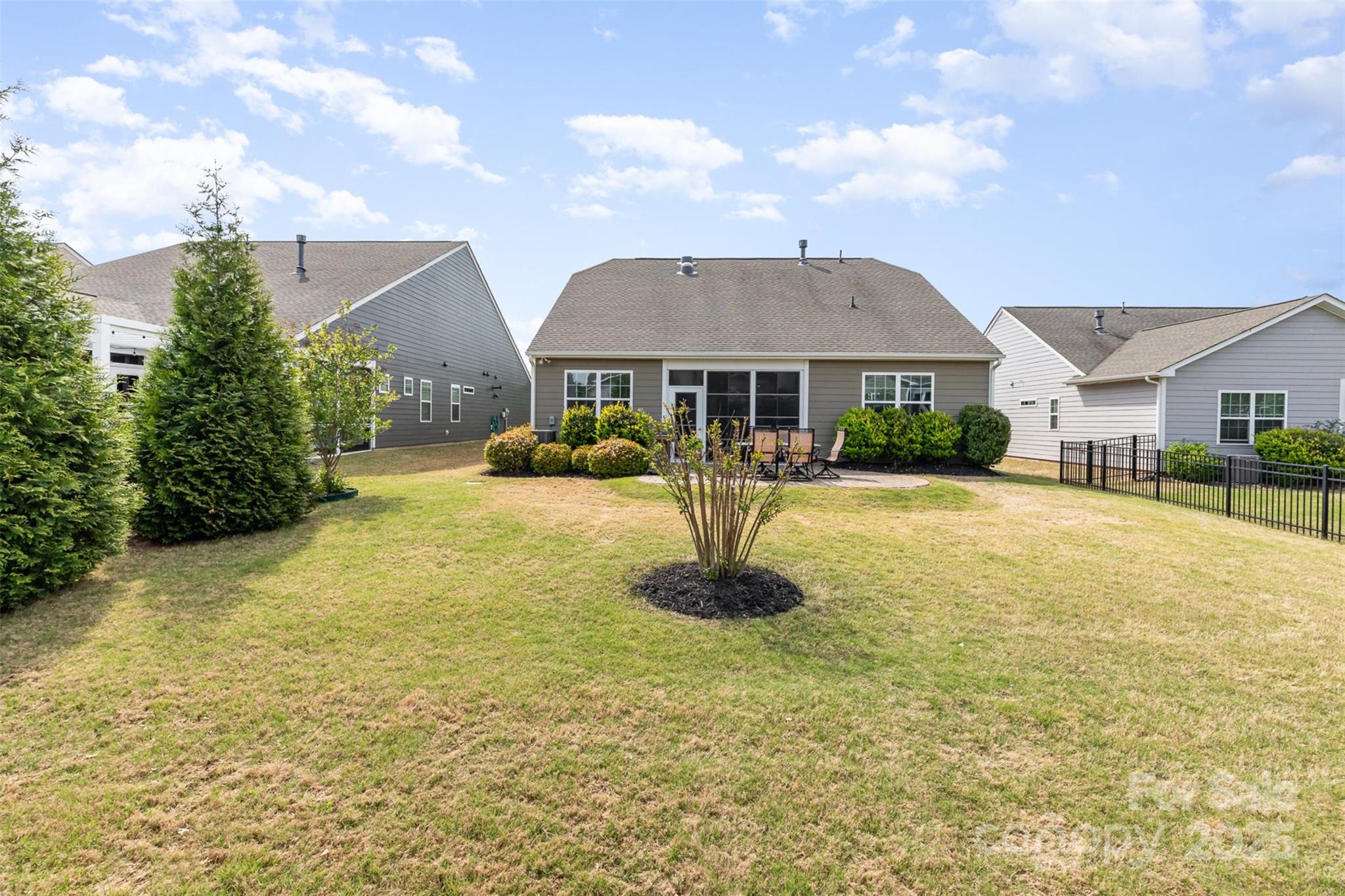 Tree Tops - Residential