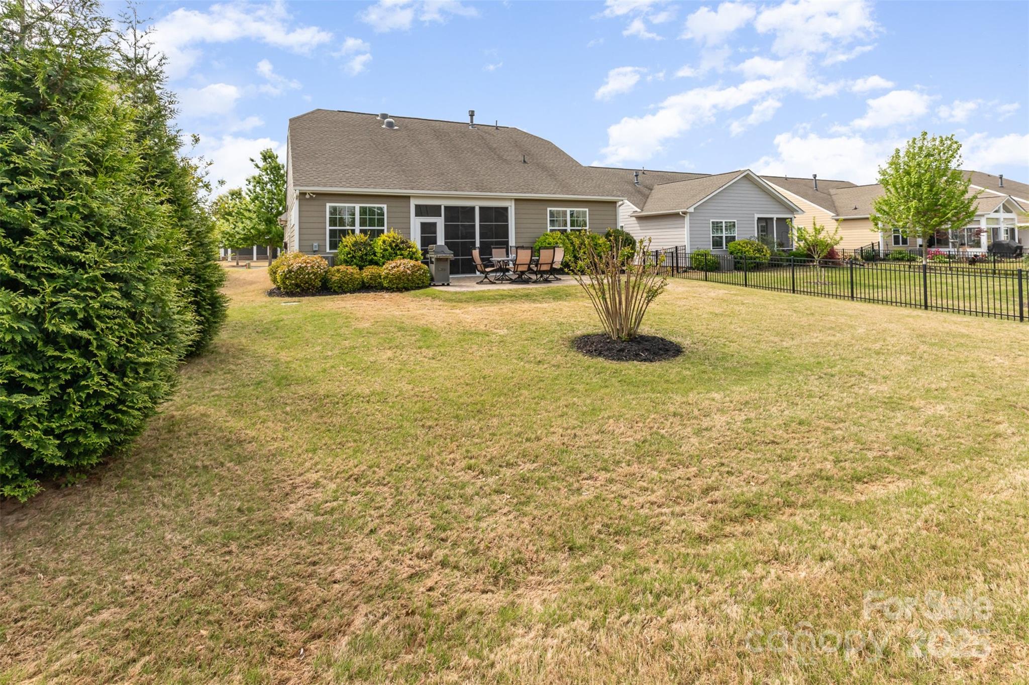 Tree Tops - Residential