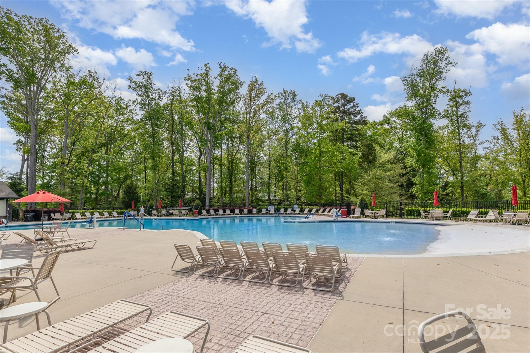 Tree Tops - Residential