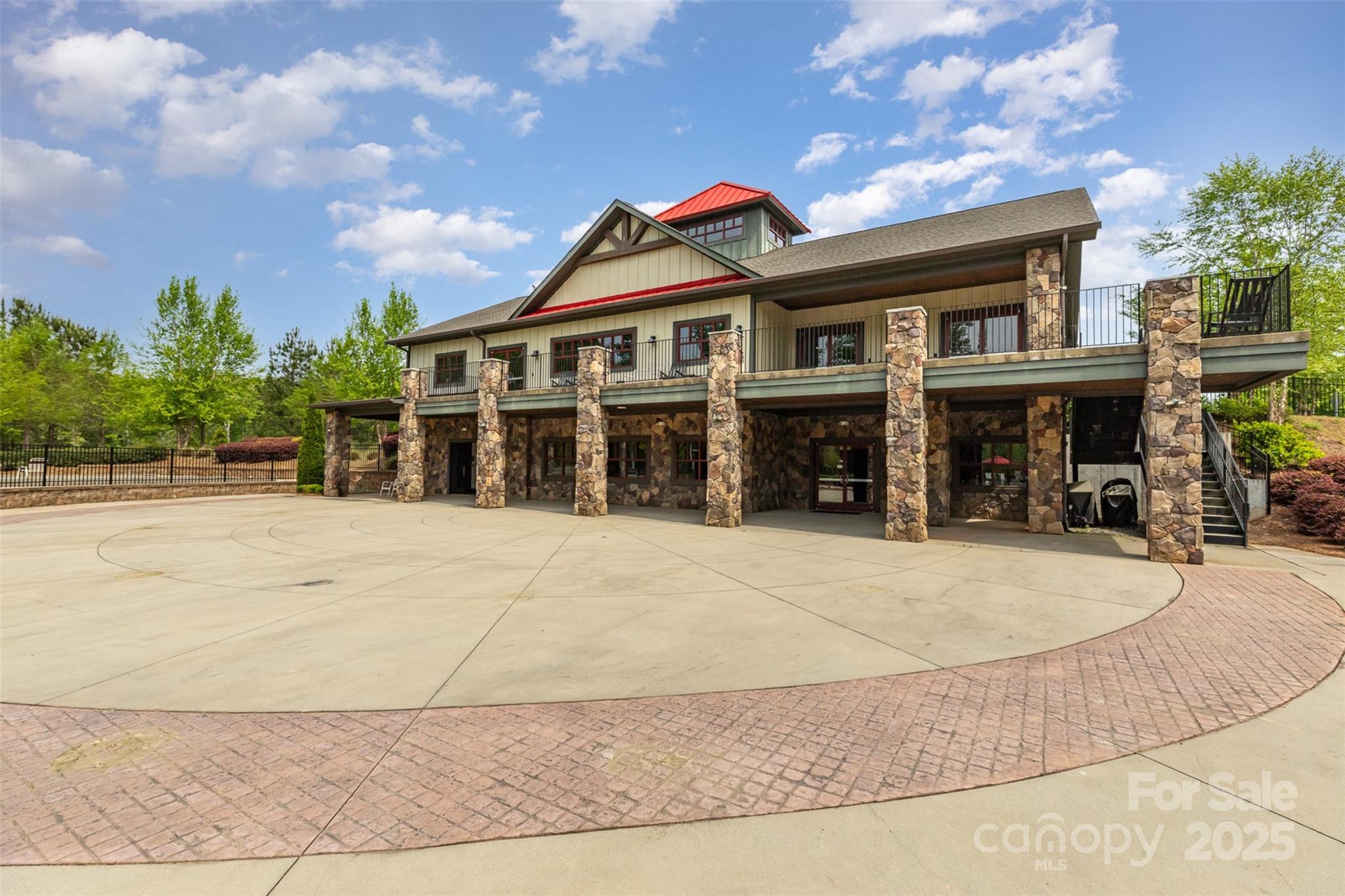 Tree Tops - Residential