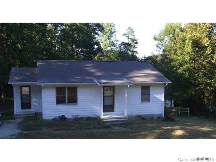 Rare Find with Mount Pleasant Schools!! Country Living is the Life for Me! Ranch style home. 2 bedrooms, 1 bath. Home feels like it is in the country but close to Hwy 73 and Hwy 49. Huge yard. Previous owner fenced a portion of yard for animals. Plant your vegetable garden or bring the kids. You will love the yard and the extra storage building in this awesome price.