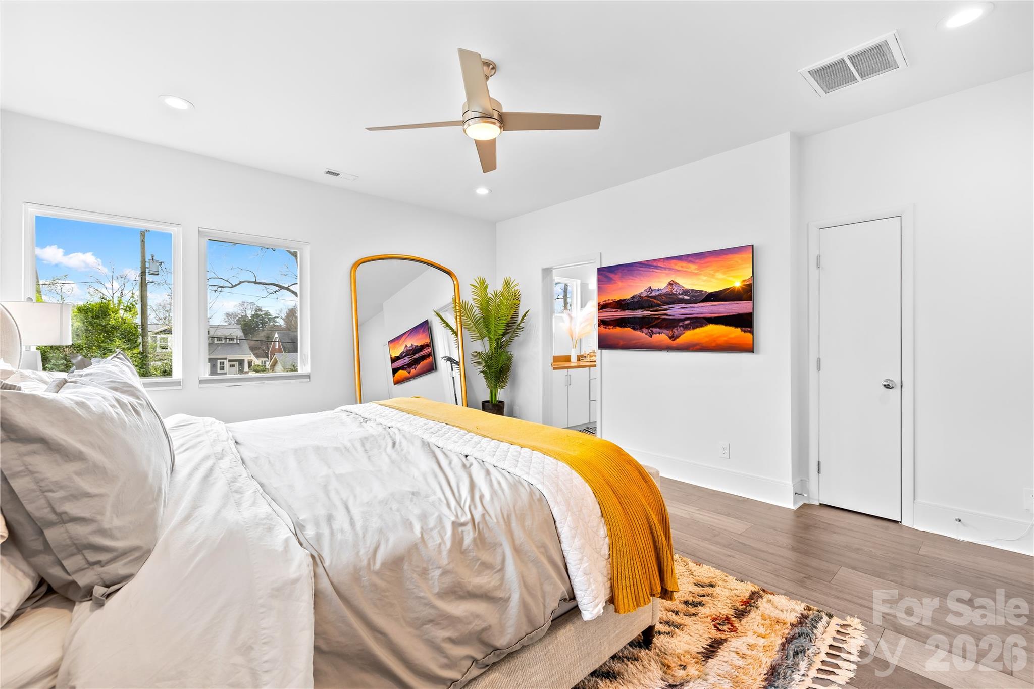 Commonwealth - Residential