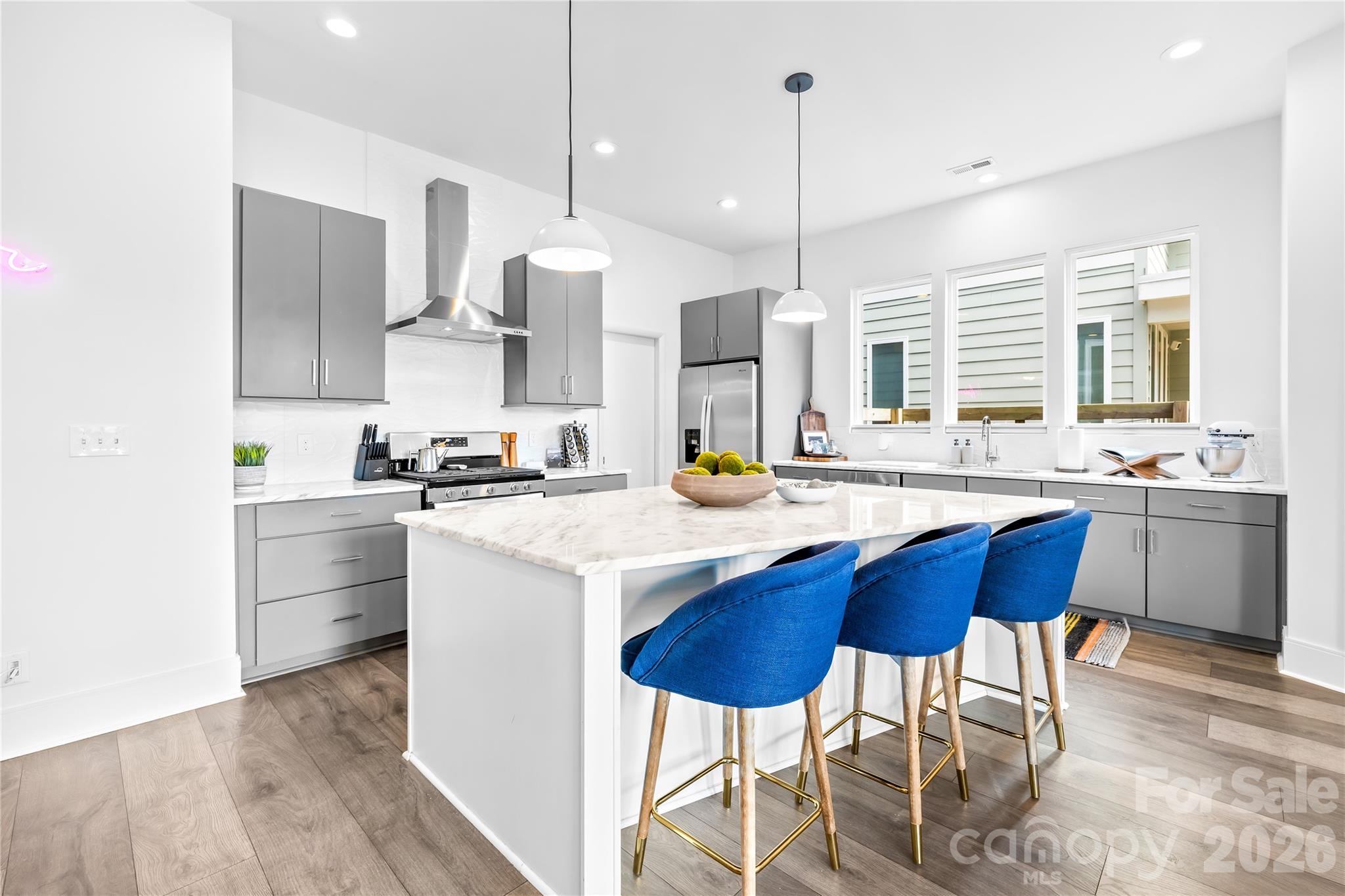 Commonwealth - Residential