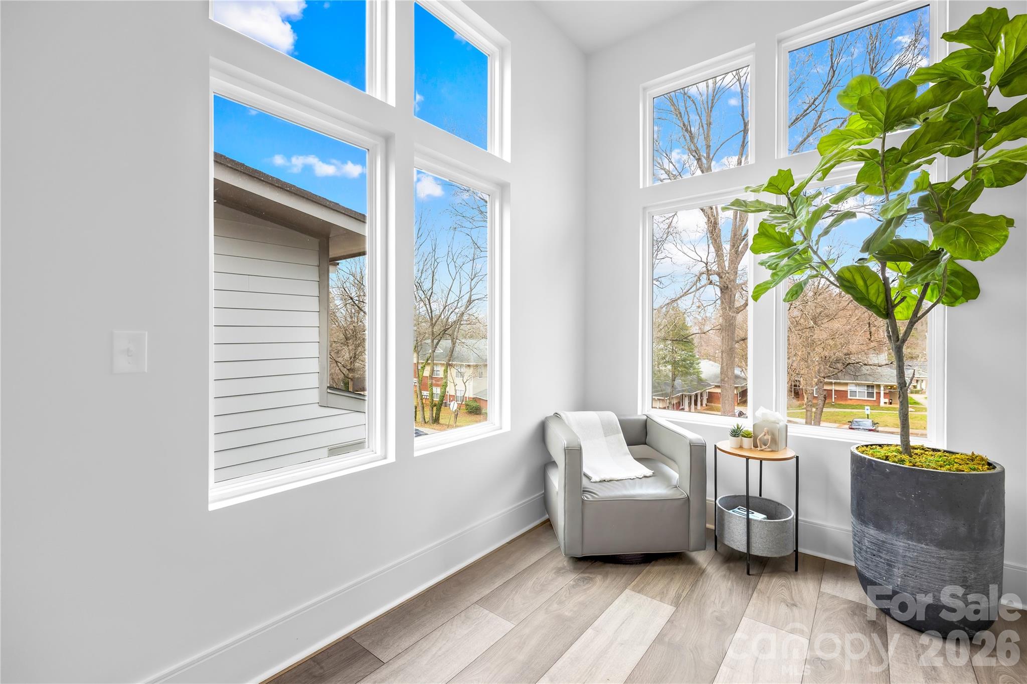 Commonwealth - Residential