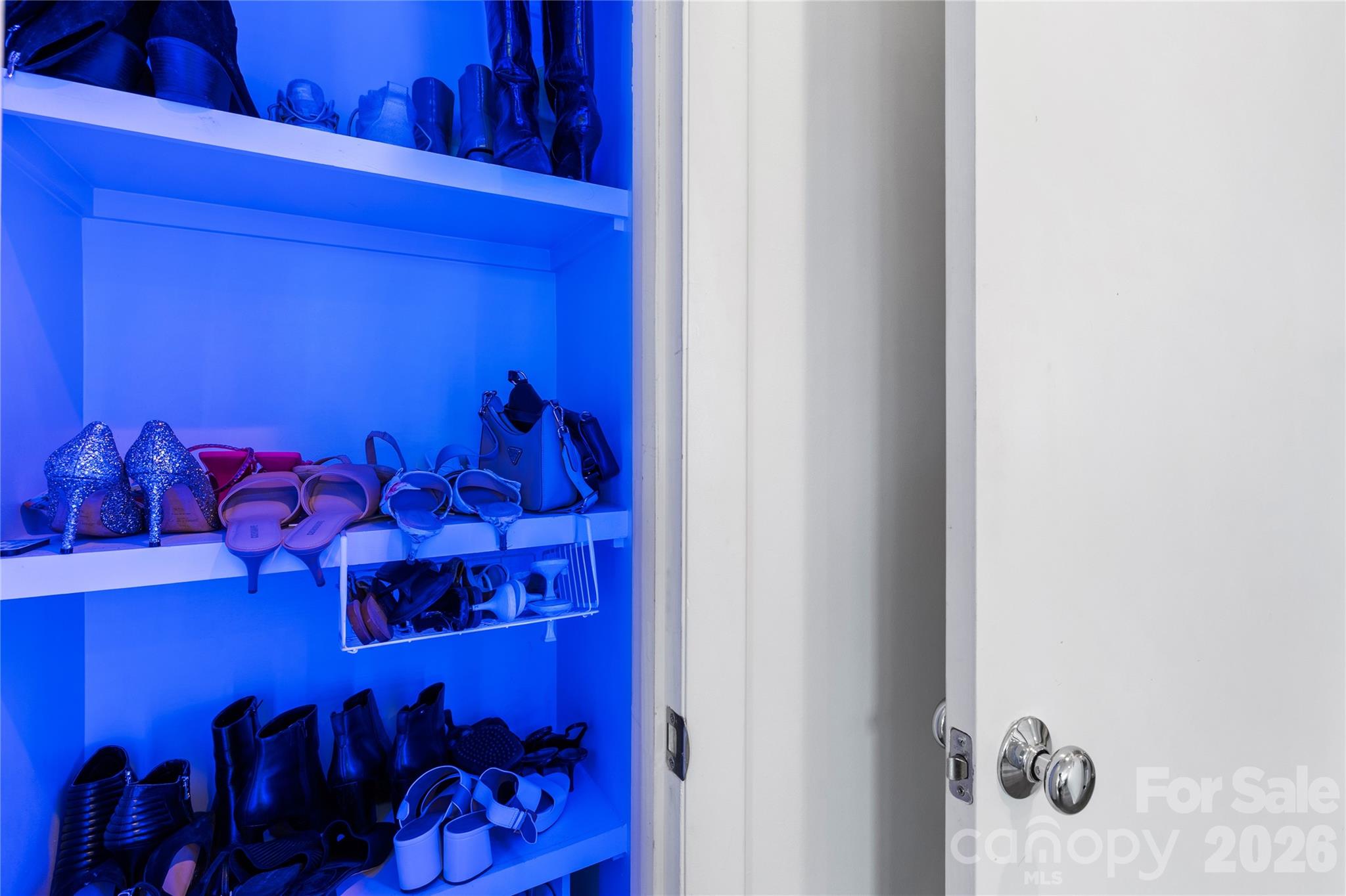 Commonwealth - Residential