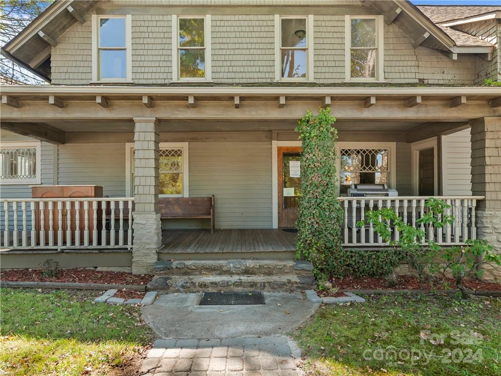 99 Walnut Street