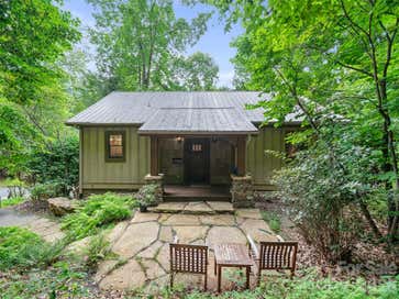 47 Falls Crossing Road Burnsville NC 28714