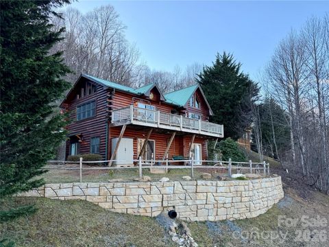 16 Hiawatha Drive Maggie Valley NC 28751