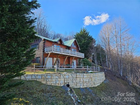 16 Hiawatha Drive Maggie Valley NC 28751