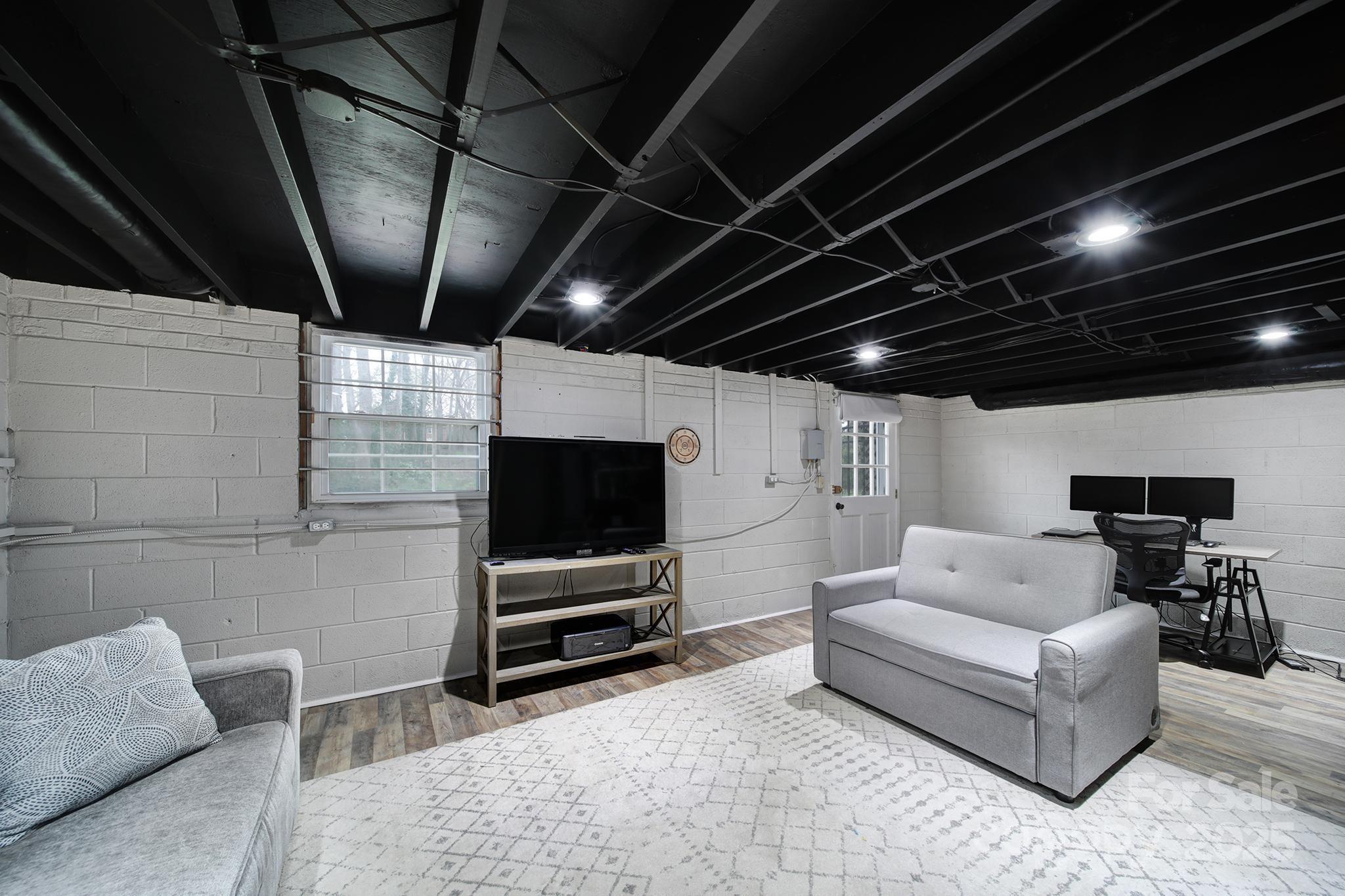 Sherwood Forest - Residential