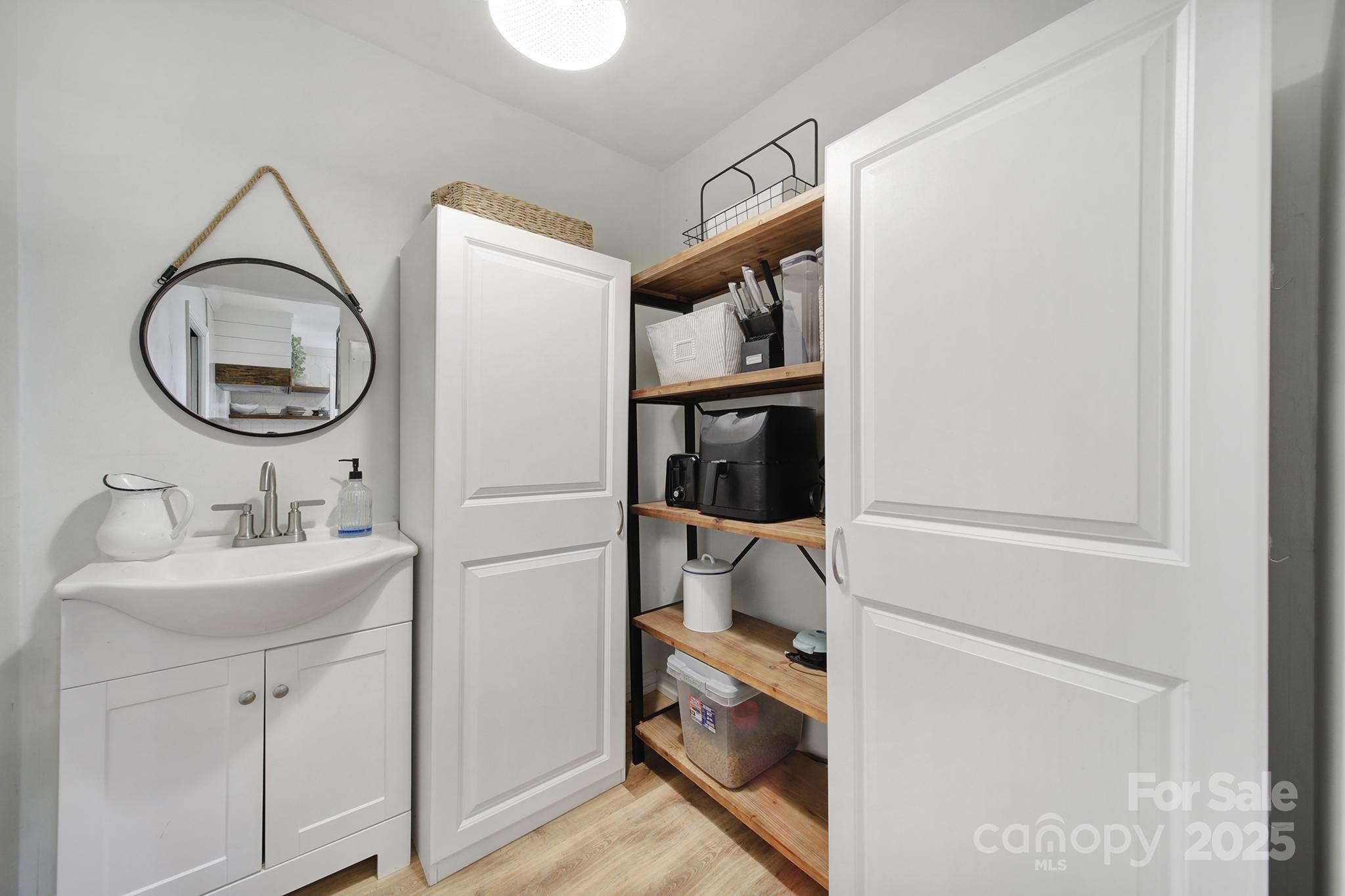 Sherwood Forest - Residential